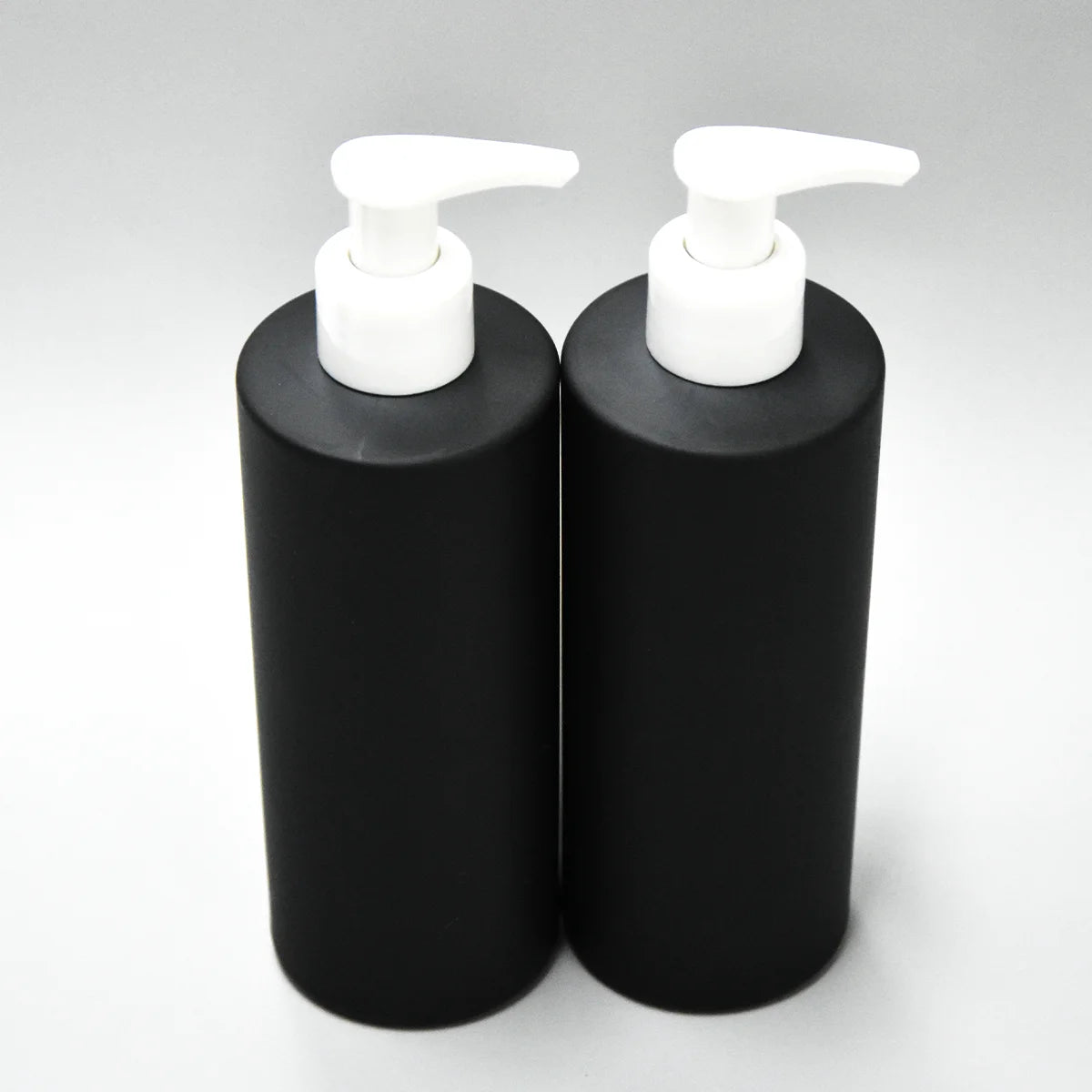 Custom Color 300ml HDPE Plastic Shampoo Shower Gel Bottle Silk Screen Printing Facial Cleanser Lotion Cream Packaging Haputa