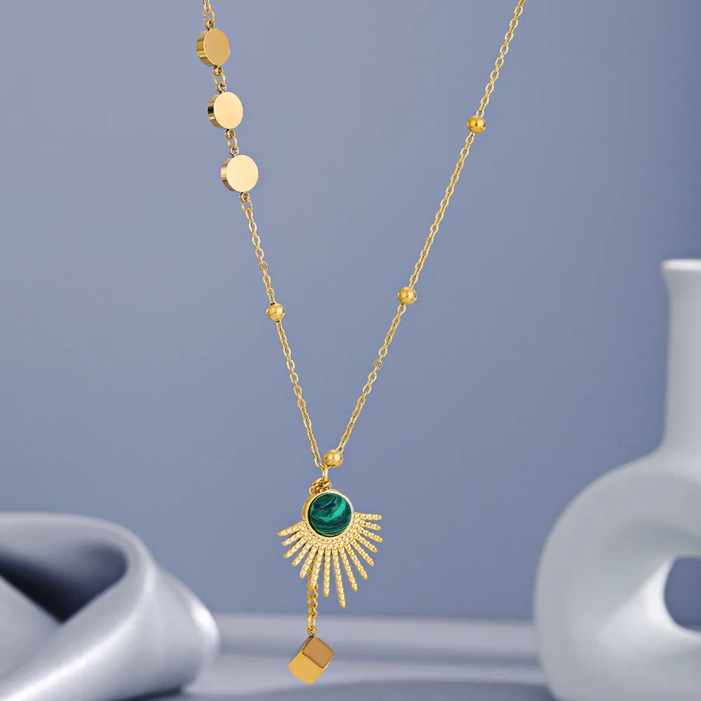 Custom Names 18K Gold Vacuum Plated Stainless Steel Necklace Personalized Letter Necklace for Women Custom Names Necklace