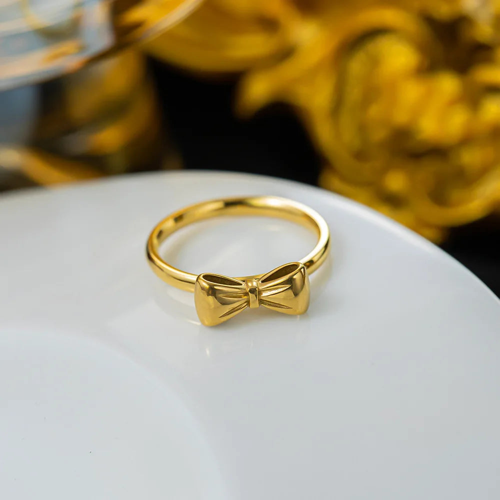 Unisex 18K Gold Titanium Steel Finger Ring Fashionable Simple Bow Design Waterproof Features Anniversaries Other Jewelry Use