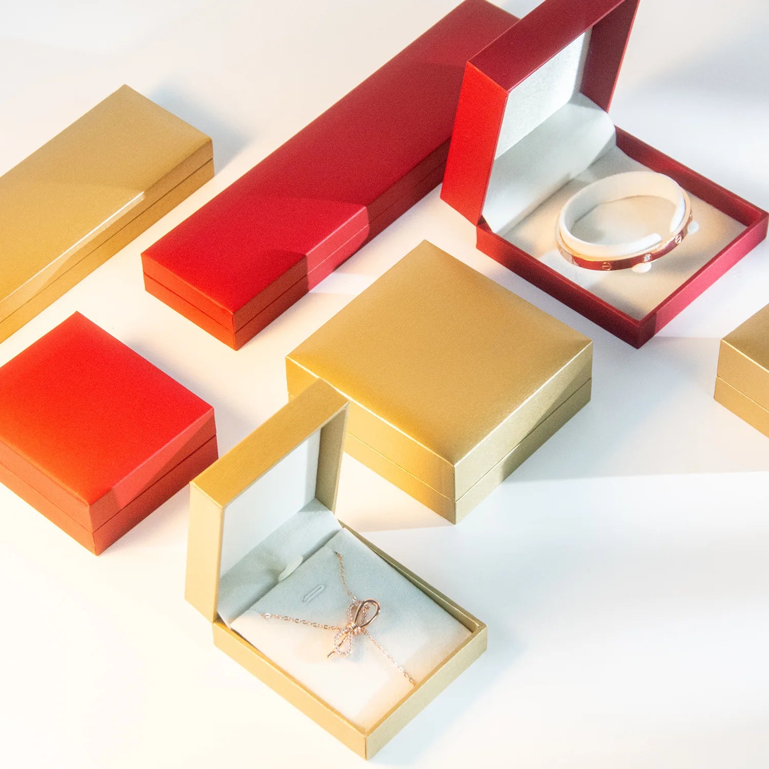 Bespoke Right-angle Precision Lid and Base Box with Customization for Signature Branding and Minimalist Jewelry Identity