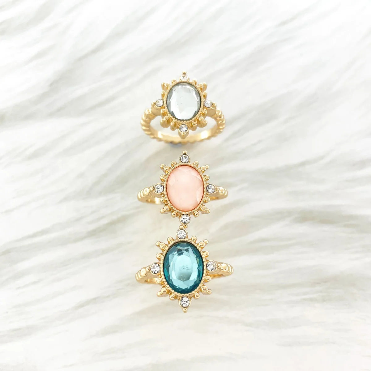 2026 Classic Style Custom Geometry Resin Diamond Gold Plated Ring Set New Design Alloy Gemstone Parties Anniversaries for Women