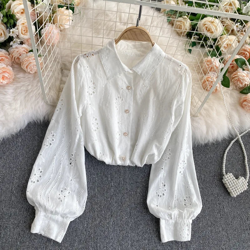 One Size Hollow Out Heavy-duty Embroidered Shirt Bubble Sleeve Loose and Versatile Shirt