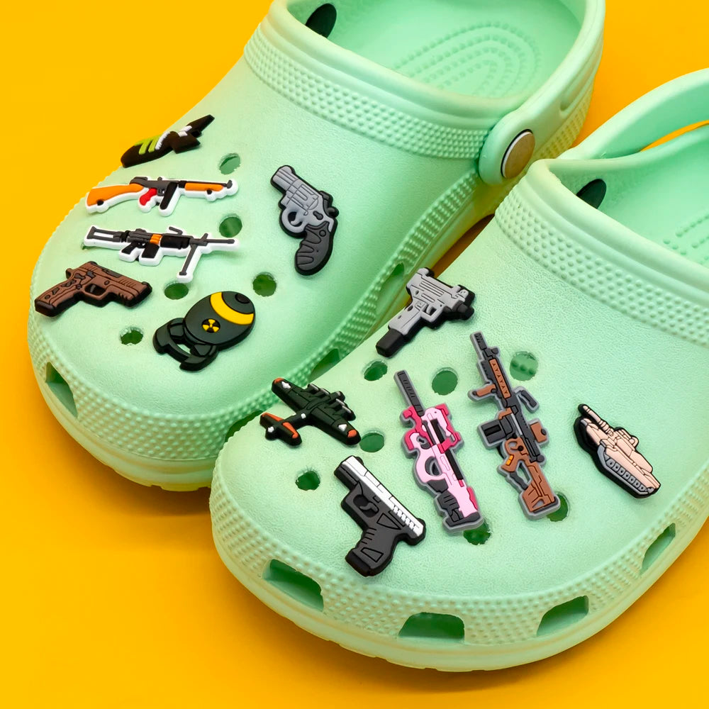 2025 Diy Kids Shoe Charms Custom 2D PVC Designer American Canada Gun Food War Shoe Laces Clips Decorations Charms Black Bulk