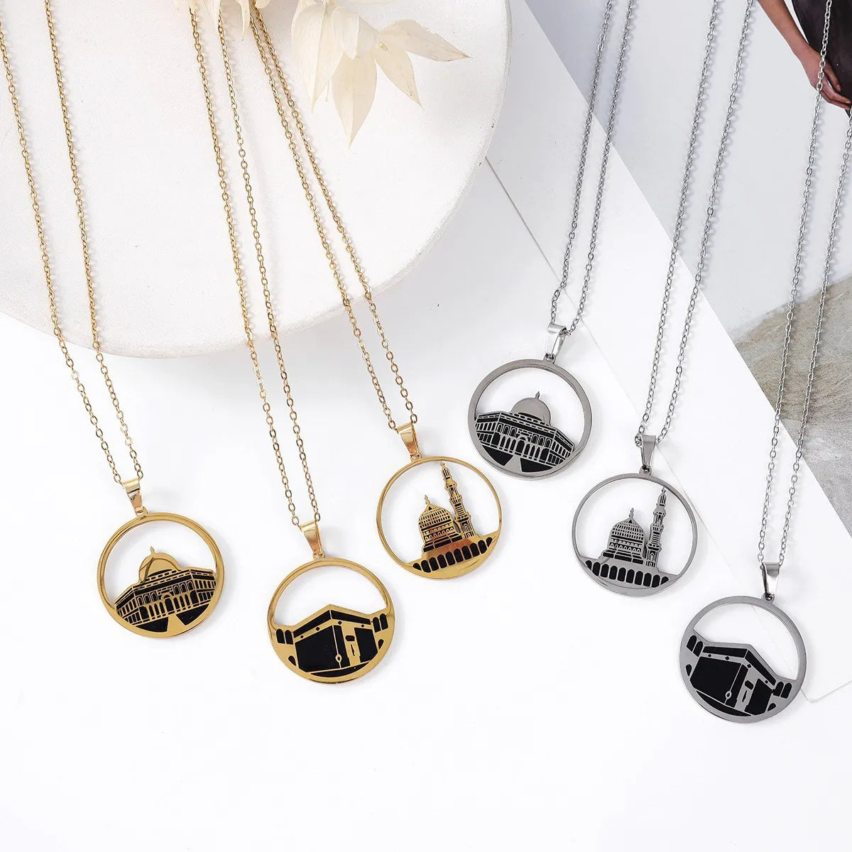 2025 Fashion Muslim Mosque Kaaba Charm Necklace Allah Arabic Necklaces 18K Gold Stainless Steel Necklace Islamic Jewelry