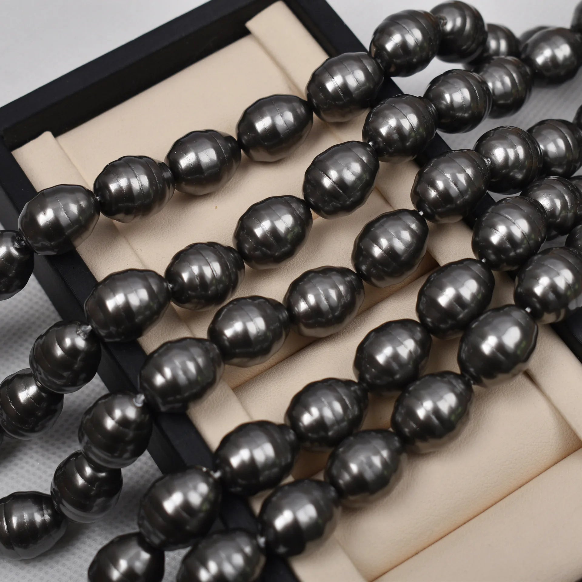 Imitation Seawater Dyed Black Round Glass Beads 13X16mm 0.02kg Loose Beads Semi-finished DIY Jewelry Accessories