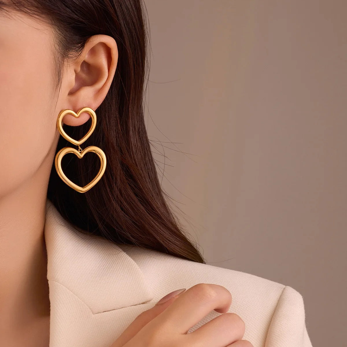Hypoallergenic Trendy Stainless Steel Women Hollow Heart Earrings Gold Plated Pendant Dangle Ear Jewelry Wholesale Bulk
