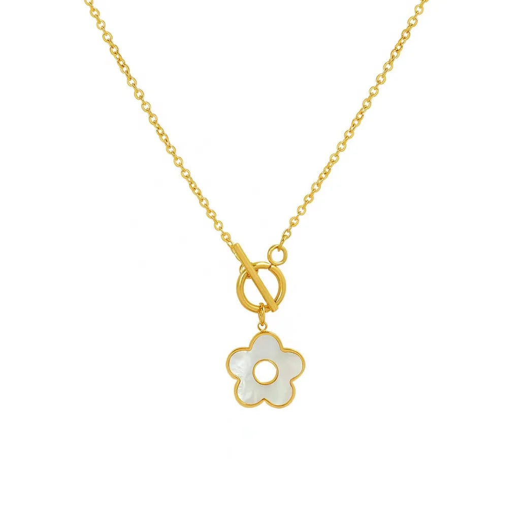 SC New Arrival 18k Gold Plated Stainless Steel Necklace OT Buckle White Sea Shell Flower Pendant Necklace Jewelry for Women