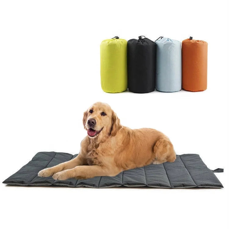 Double Layer Double-Sided Water Resistant Thick Soft Portable Folding Travel Outdoor Dog Mat for Small Medium Large Dogs