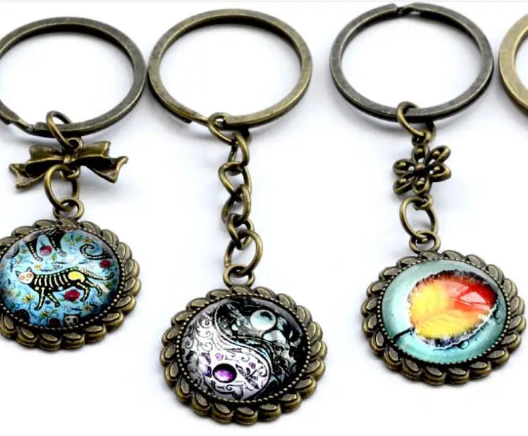 Custom Fine Quality Fashion Pendant Necklaces Hanging Chain Crystal Glass Key Chains