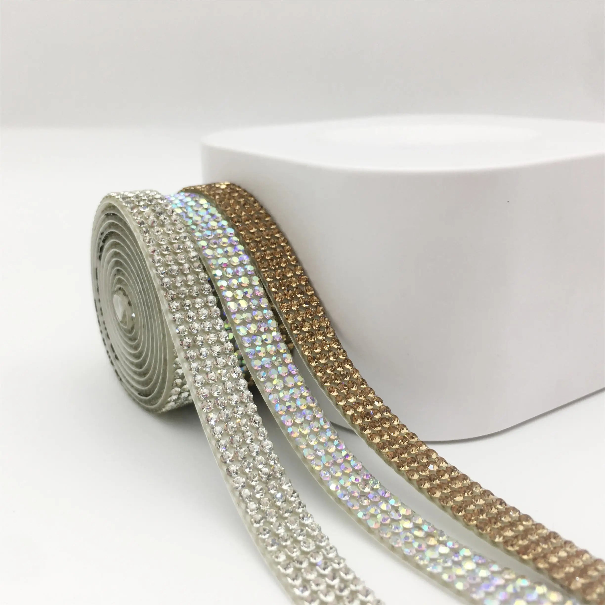 SINRONG Self-Adhesive Crystal Diamond Ribbon Trim Sheet Bling Rhinestone Tape for Shoes Crafts Decorations Glass Stretch