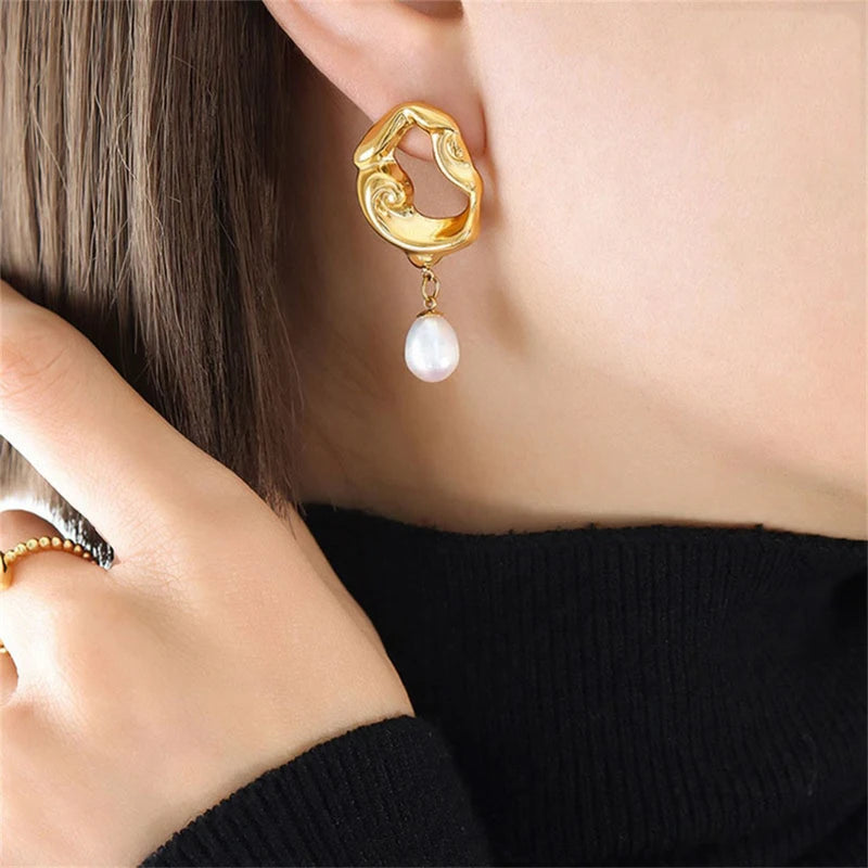 18K Gold Luxury Freshwater Pearl Dangle Hoop Earrings New Trendy Baroque Lava Surface for Women Made of Stainless Steel