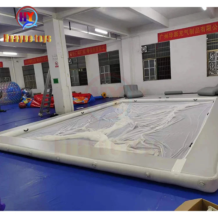 Portable Inflatable Yacht Floating Ocean Swimming Pool With Net Enclosure Water Park Game Equipment