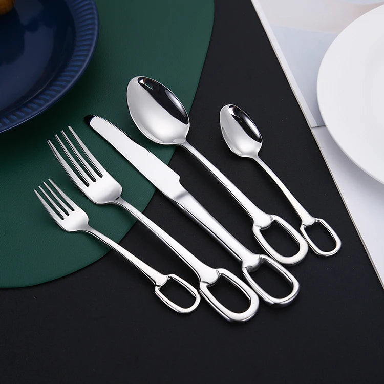 Creative Hanging Hole Stainless Steel 18/10 Cutlery Set Laser Logo Customized Printing Classic Design for Home Restaurant Use