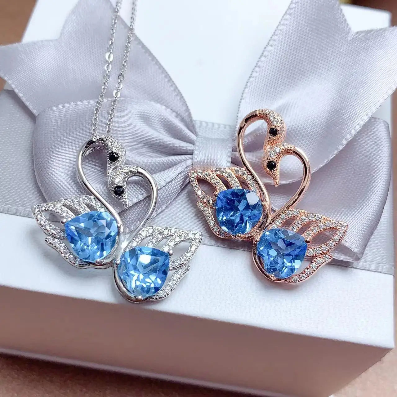 Hot Sale Luxury 925 Sterling Silver Initial Pendant Necklace for Women Customized with Natural Topaz Rhodium Gold Plating Gift