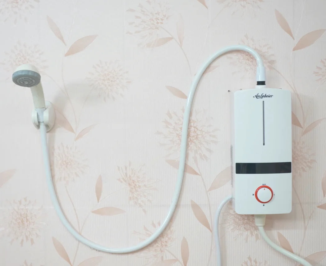 Factory sales bathroom kitchen under sink low power geyser instant tankless electric shower head hot 110v