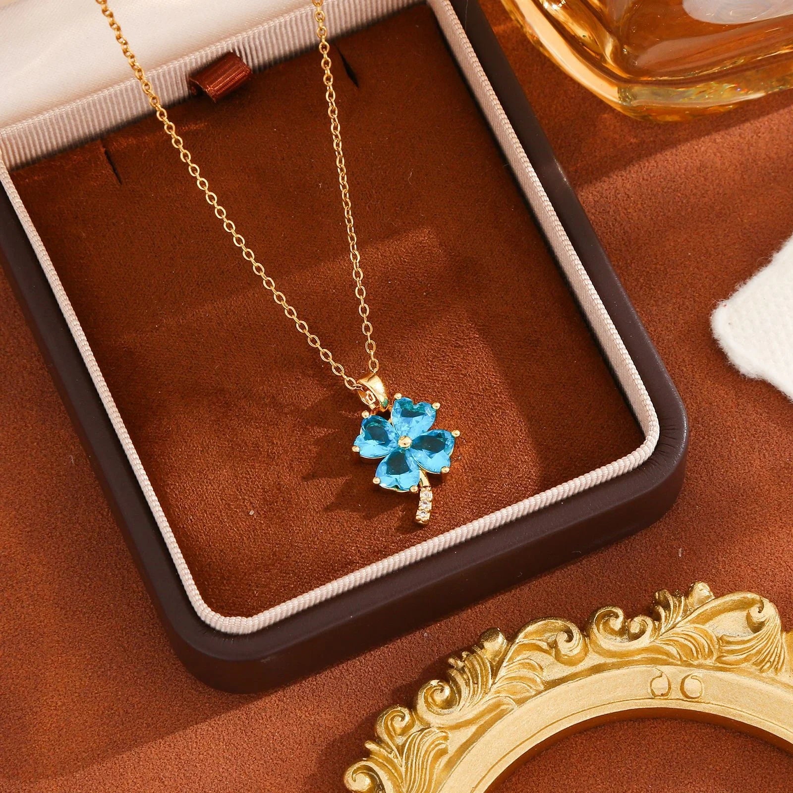 Ouj Summer Trendy High Quality Stainless Steel 18K Gold Plated Clover Shape Various Zircon Women Pendant Necklace