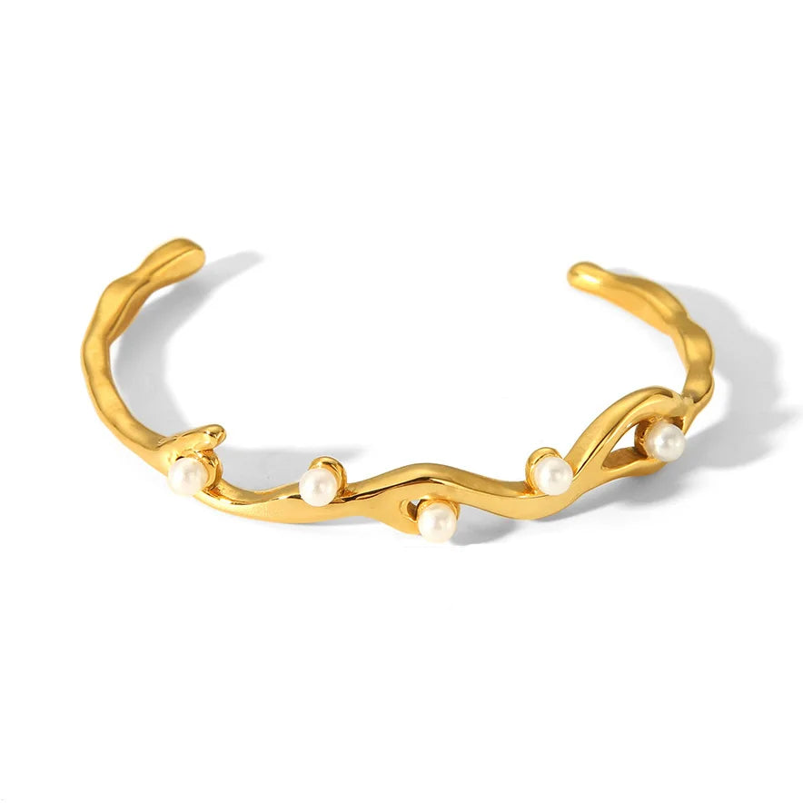2024 Latest Open Cuff Stainless Steel Bracelet Non-Tarnish 18K Gold Bangles for Women Hawaiian Pearl Jewelry Fashionable Bangles