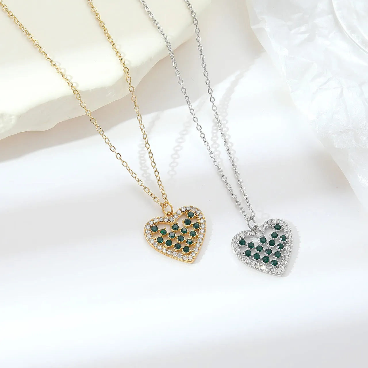 Fashion Design Green Zircon Neck Chain Stainless Steel Gold Plated Heart Shaped Pendant Necklace Female Luxury Jewelry