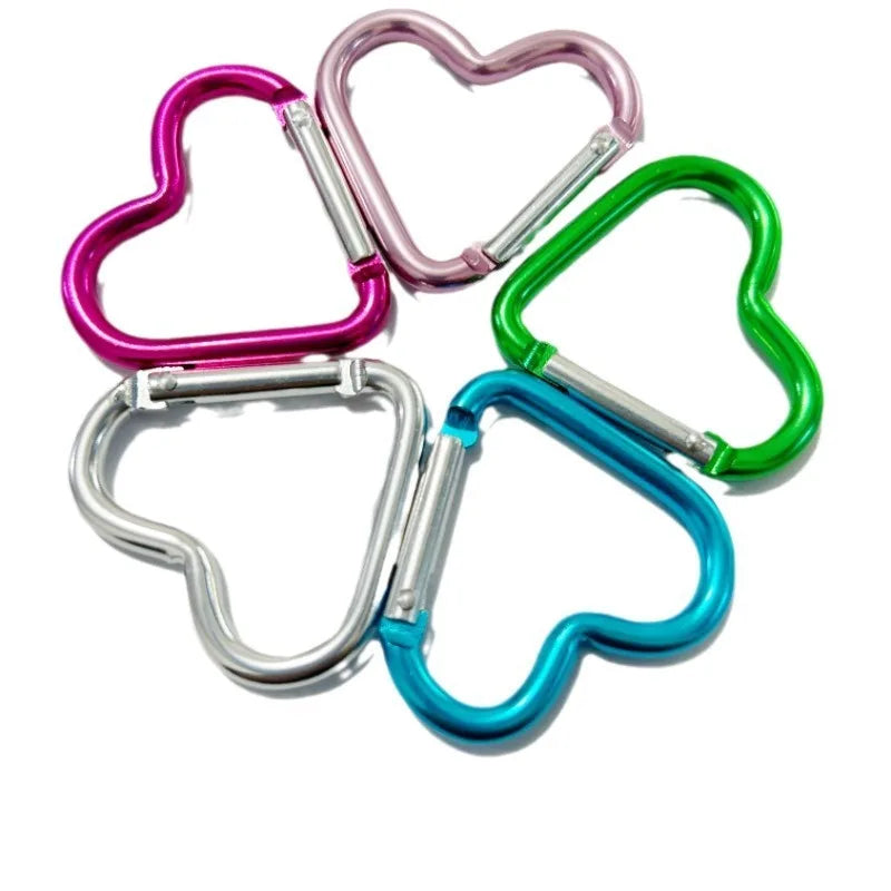 Hot Selling Fashion Keychains Metal Crafts Holiday Gifts Parties Metal Crafts