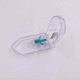 Plastic Pill Cutter with Retractable Blade Guard for Splitting Small and Large Pills in Half