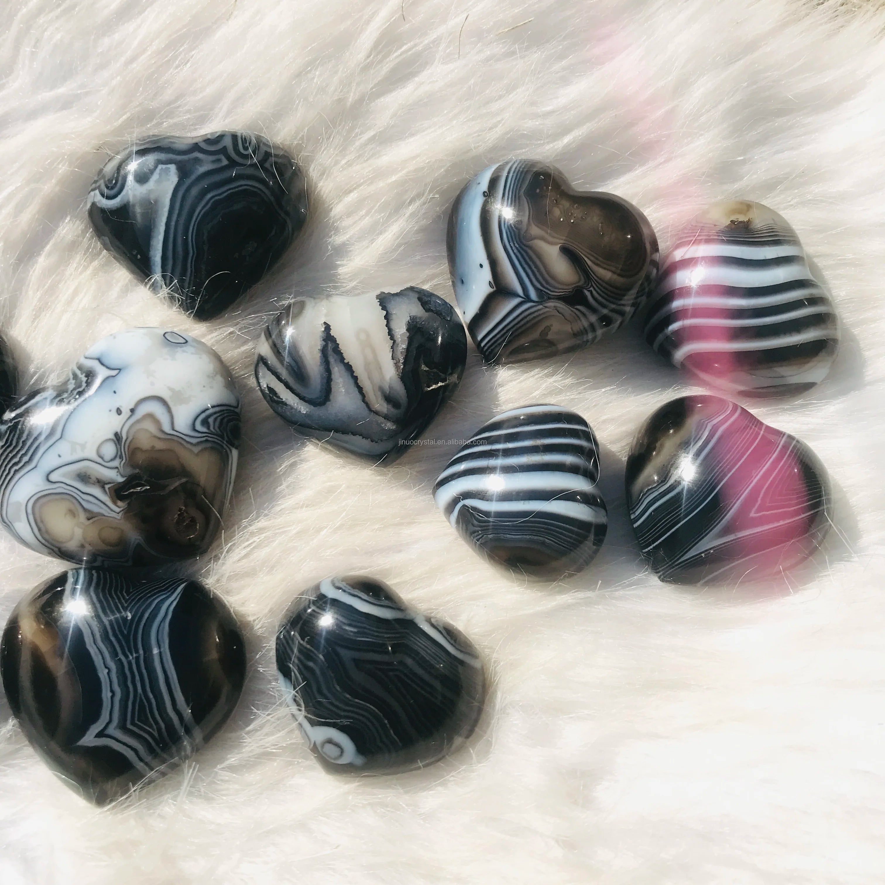 Wholesale Natural High Quality Crystal Carving Crafts Heart Healing Black Sardonyx Hearts for Decoration