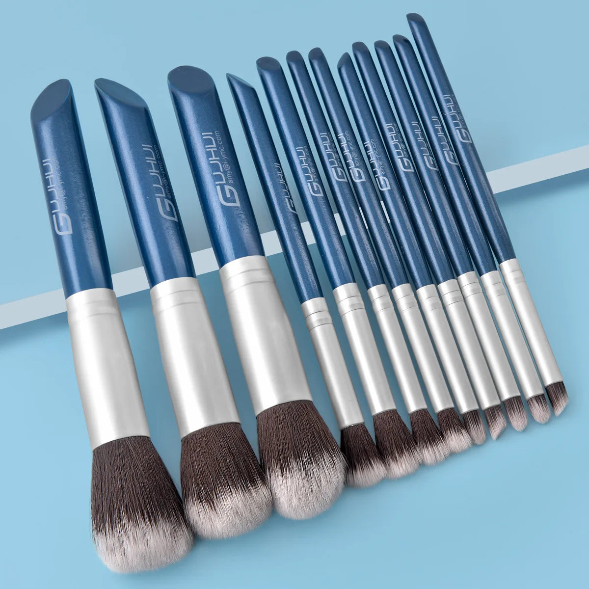 YUE New Arrival Professional Foundation Powder Contour Eyeshadow Lip Make up Tools 12PCS Makeup Brushes Kit