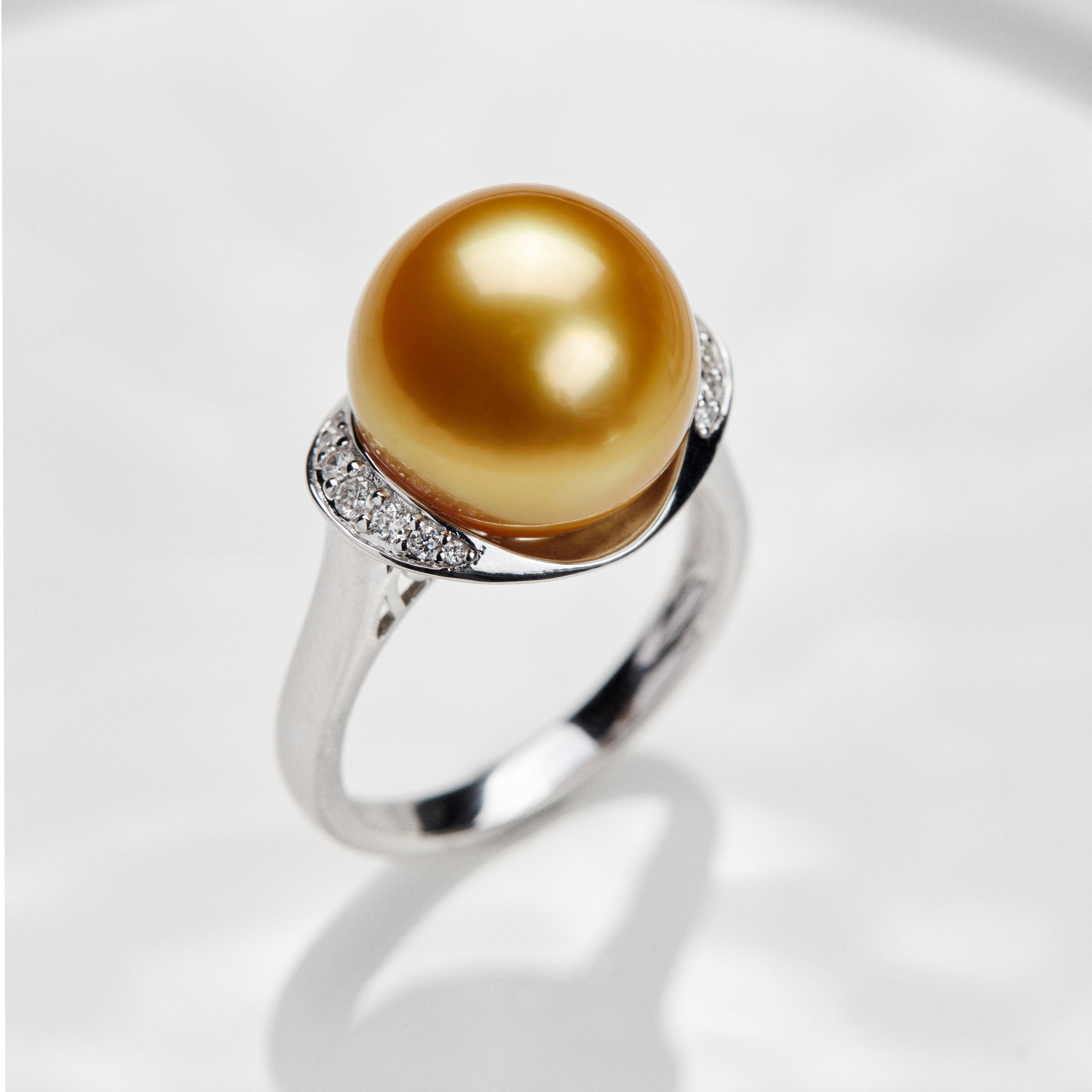 Luxury Bespoke 18K Solid Gold Diamond Ring - Handcrafted Custom Personalized Fine Jewelry Anniversary Engagement Bridal Gift