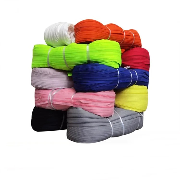 Wholesale Long Chain Custom Logo Size Color Tape Teeth Nylon Zipper by Yard