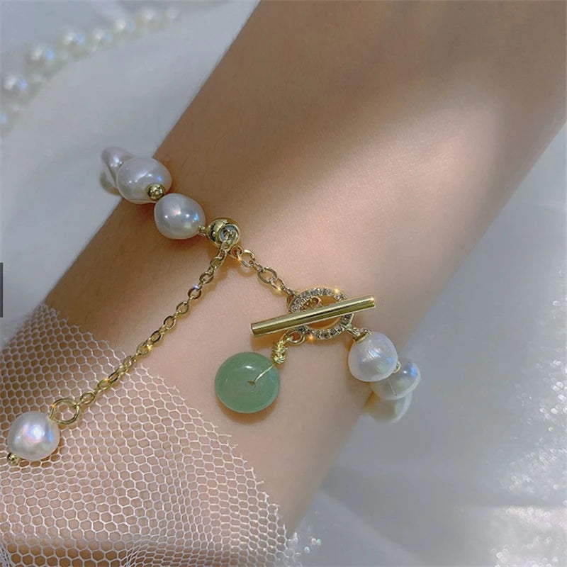 Best Selling Baroque Freshwater Pearl Safe Clasp Green Jade Emerald Hand String Charm Bracelet for Women