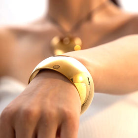 Classic Waterproof Stainless Steel 18K Gold Plated Chunky Bright Surface Stacking Wide Bracelet Bangle Jewelry
