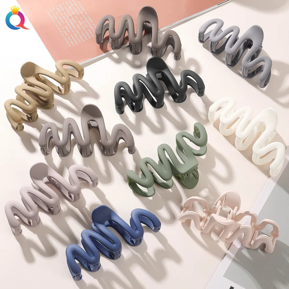 QIYUE Large Size Sea Wave Shape Hair Claw Clip Women Summer Hair Accessory