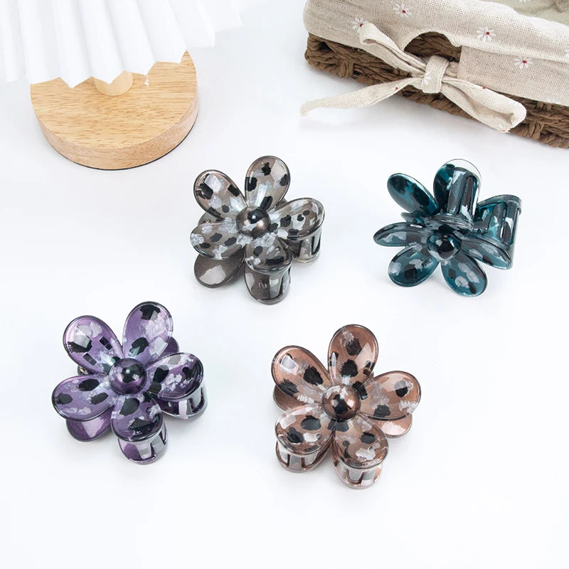 Leopard Print Flower Clip Hair Claw Fabric Plastic Hairpin Cute Stylish Hair Accessories for Thick Hair Party Daily Women Gril