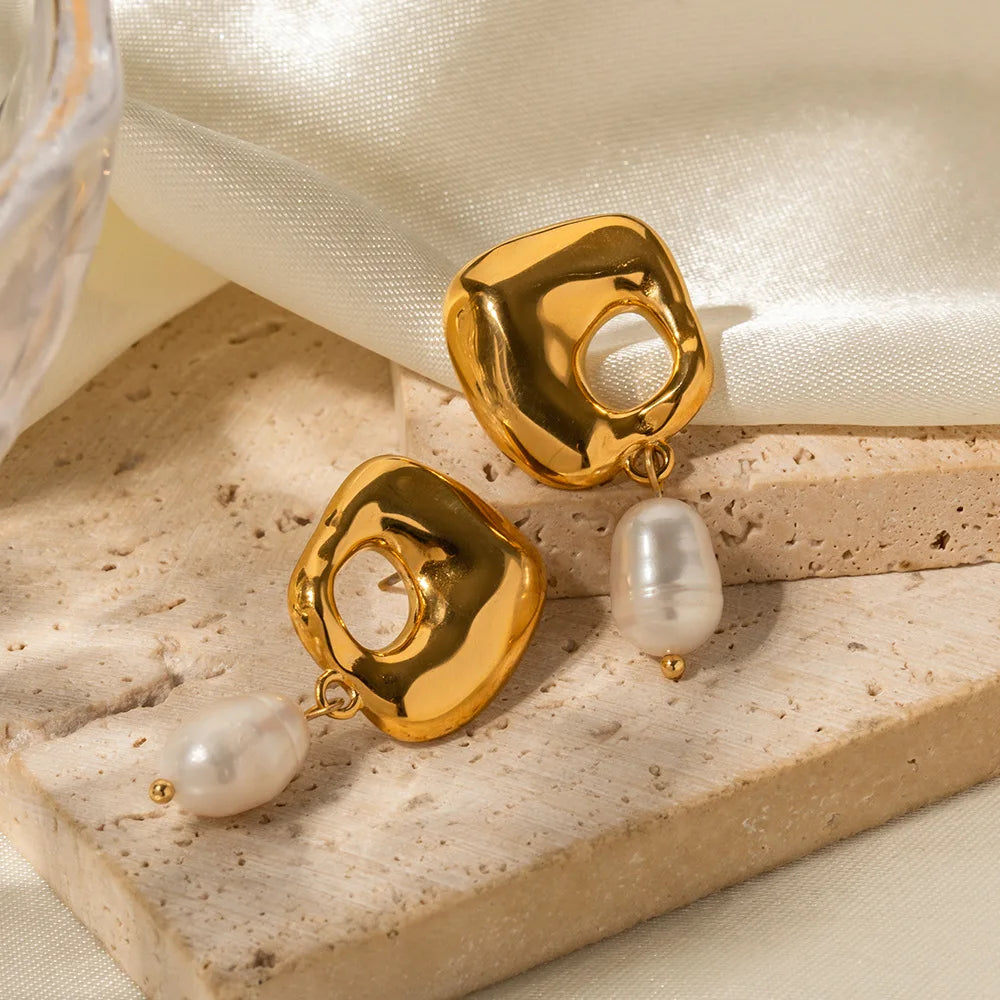 MECYLIFE 18K Gold Stainless Steel Freshwater Pearls Irregular Pendant Earrings Tarnish Free Jewelry Vintage Pearl Earring