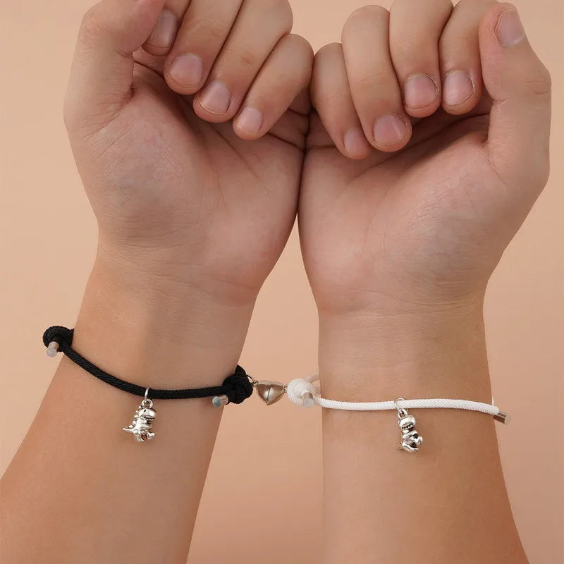 New Black String Adjustable Couple Bracelet Personalized Magnetic Attraction Heart Bracelet Cute Solid Small Dinosaur Bracelet