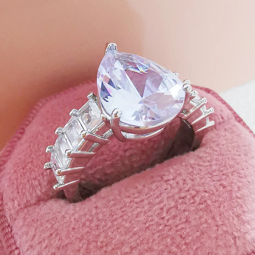 Sparkling Prong-Set Cubic Zirconia Diamond Ring for Cross-Border Fashion