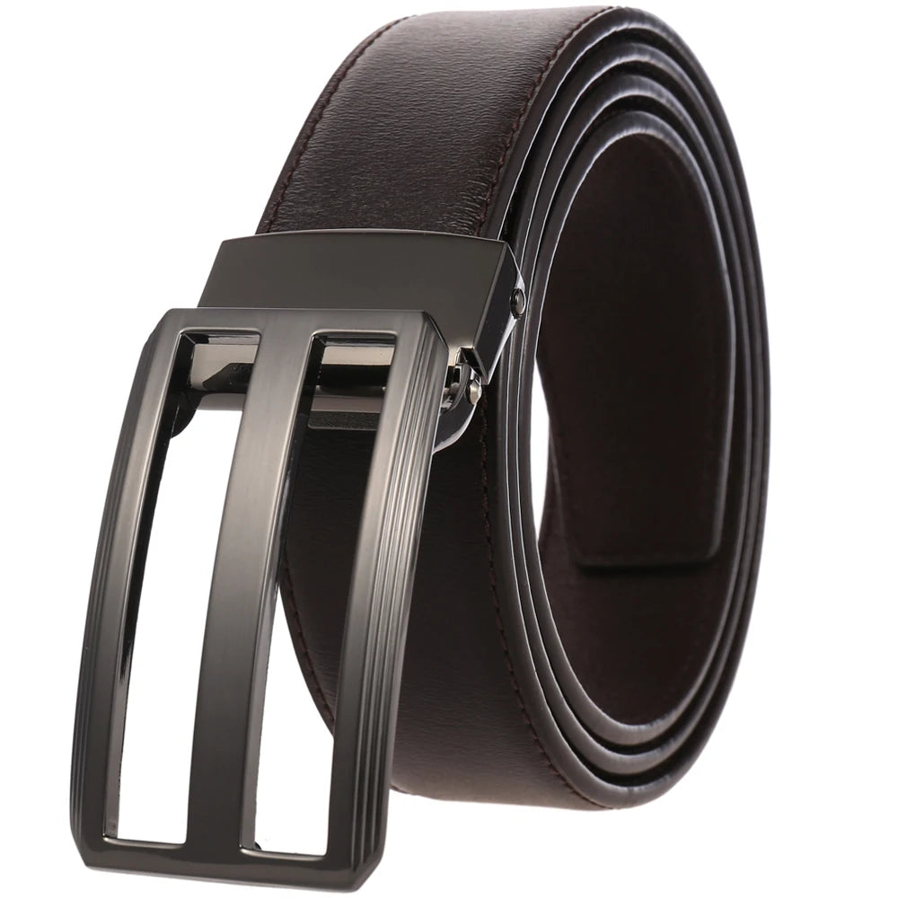 LY35-0302-3 Zinc Alloy Pin Buckle Perforated Belt Fashion