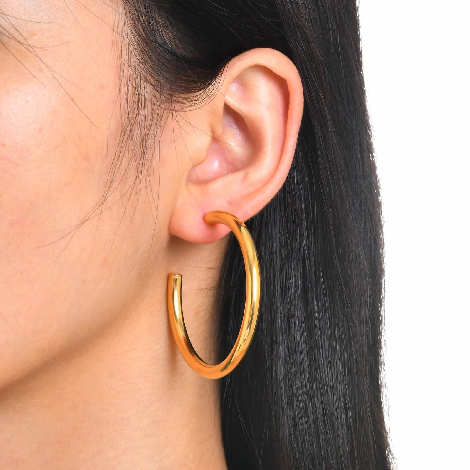 Simple Trendy Multi Size Anti Tarnish 316l Stainless Steel Gold Earrings 18k Gold Plated Hypoallergenic Hoop Earrings Women