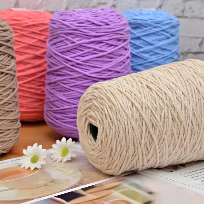 Hot Sale1000g Yarn Cone 8ply Rugs and Carpet Tufting Acrylic Yarn for Tufting Gun