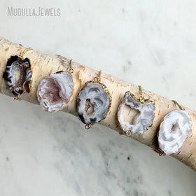 BM14723 Natural Agate Geode Free Form Slice Adjustable Chain Bracelet Gold Plated Boho Chic Stylish Chic Jewelry Gift for Women