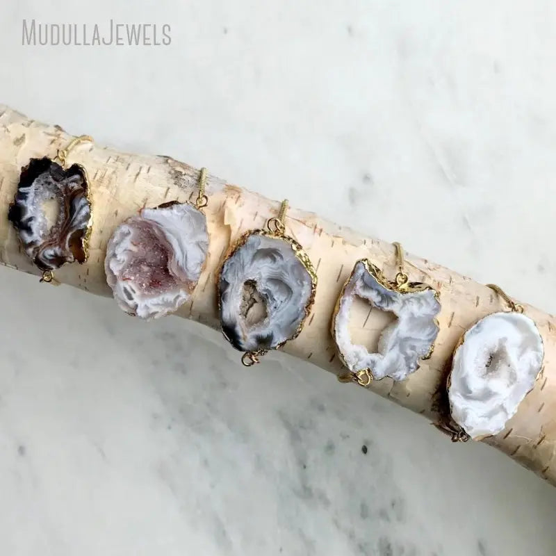 BM14723 Natural Agate Geode Free Form Slice Adjustable Chain Bracelet Gold Plated Boho Chic Stylish Chic Jewelry Gift for Women