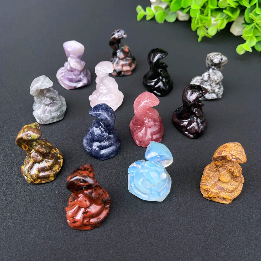 Wholesale Best Selling Mixed Strawberry Quartz Animal Carvings Crystal Snake for Healing