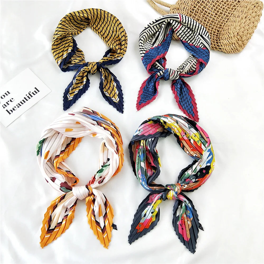 OEM ODM Fashion Customized Luxury Pleated Scarf Design Screen Printing Square Satin Silk Scarf Scarves for Ladies