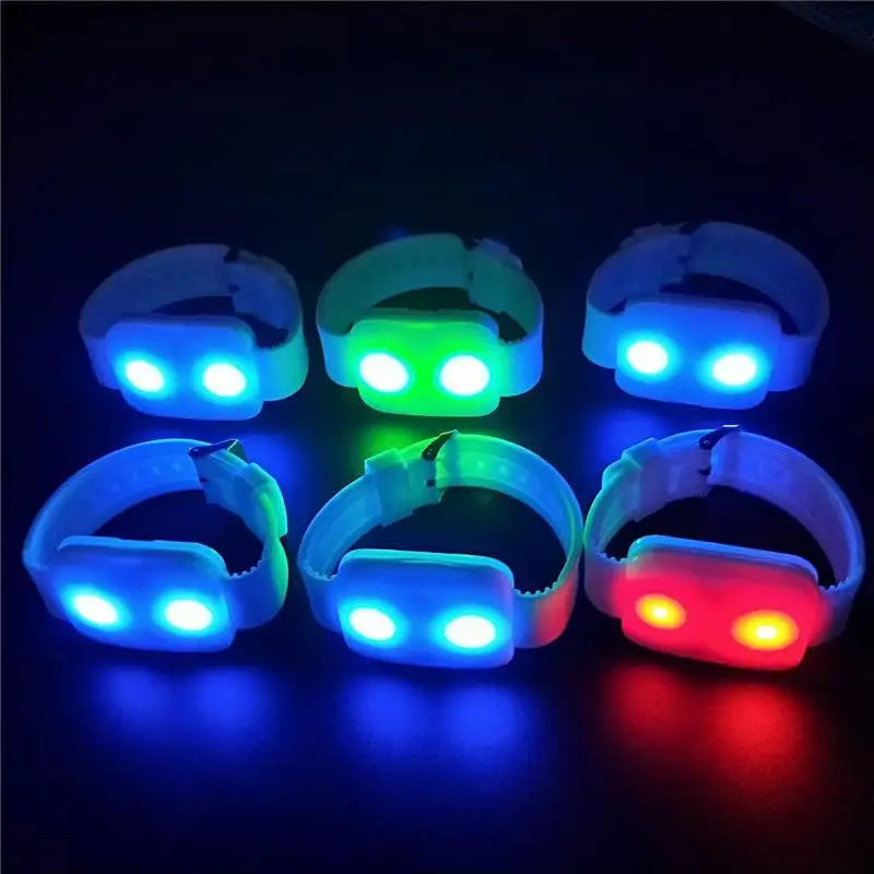 OEM Intelligent RGB LED Glow Wristbands with RFID DMX Remote Plastic Bright Bracelets for Graduation & Event Party Festivals