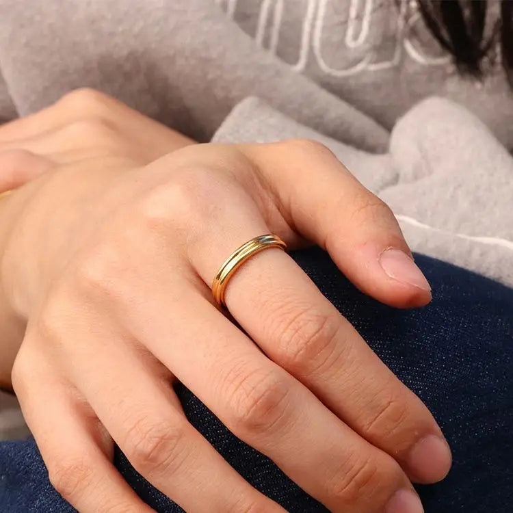 Chris April 316L Stainless Steel PVD Gold Plating Organic Shape Layers Knuckle Ring