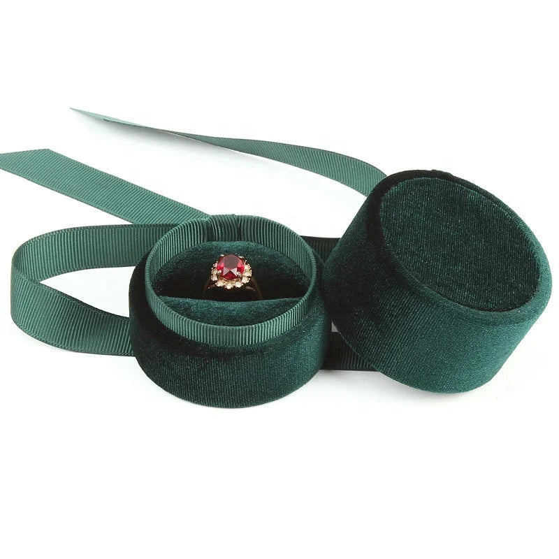 Hot Sale Vintage Round Velvet Jewelry Boxes Elegant Wedding Ring Container with Ribbon Perfect Packaging for Luxury Items