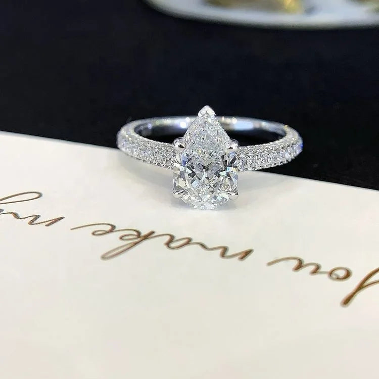 Ruyi Jewelry Custom Solid Gold Pear Cut Solitaire Pave Band Engagement Ring IGI Certified CVD Lab Created Diamond for Wedding
