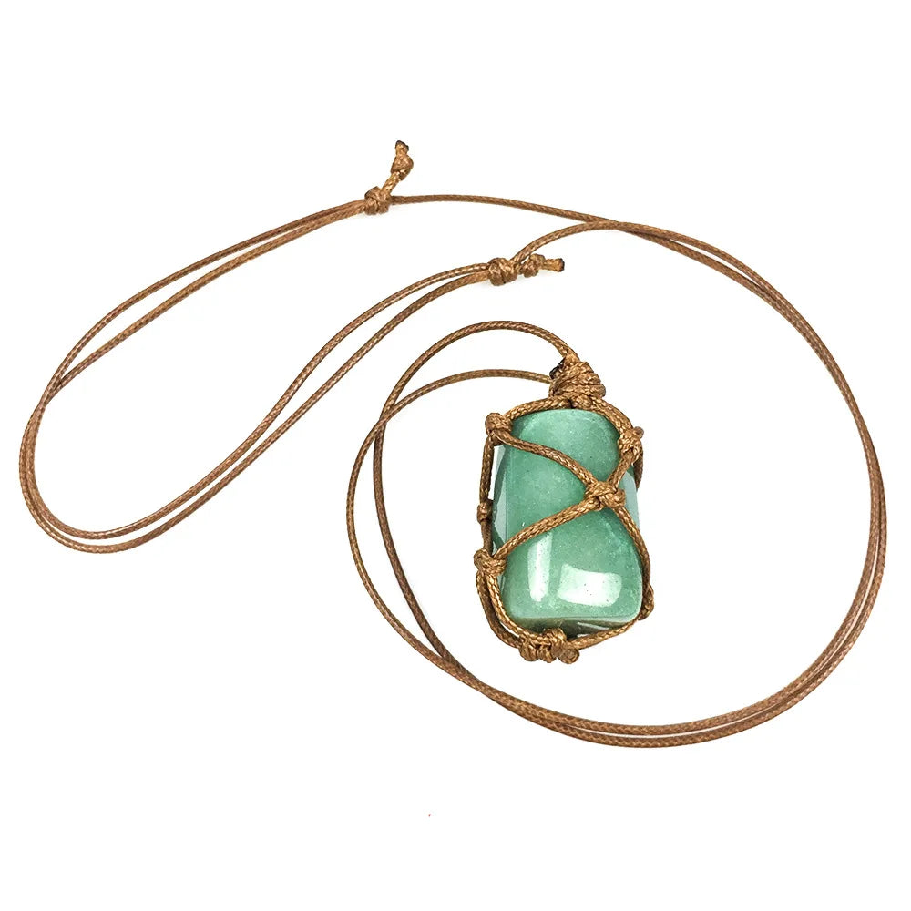 HZ Wholesale Crystal Beautiful Green Aventurine Tumbled Stone Pendant Necklace for Gifts Jewelry