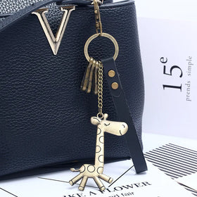 New Arrival Cute Giraffe Pendant Key Chain Genuine Leather Keyrings with Metal Trinket for Girls