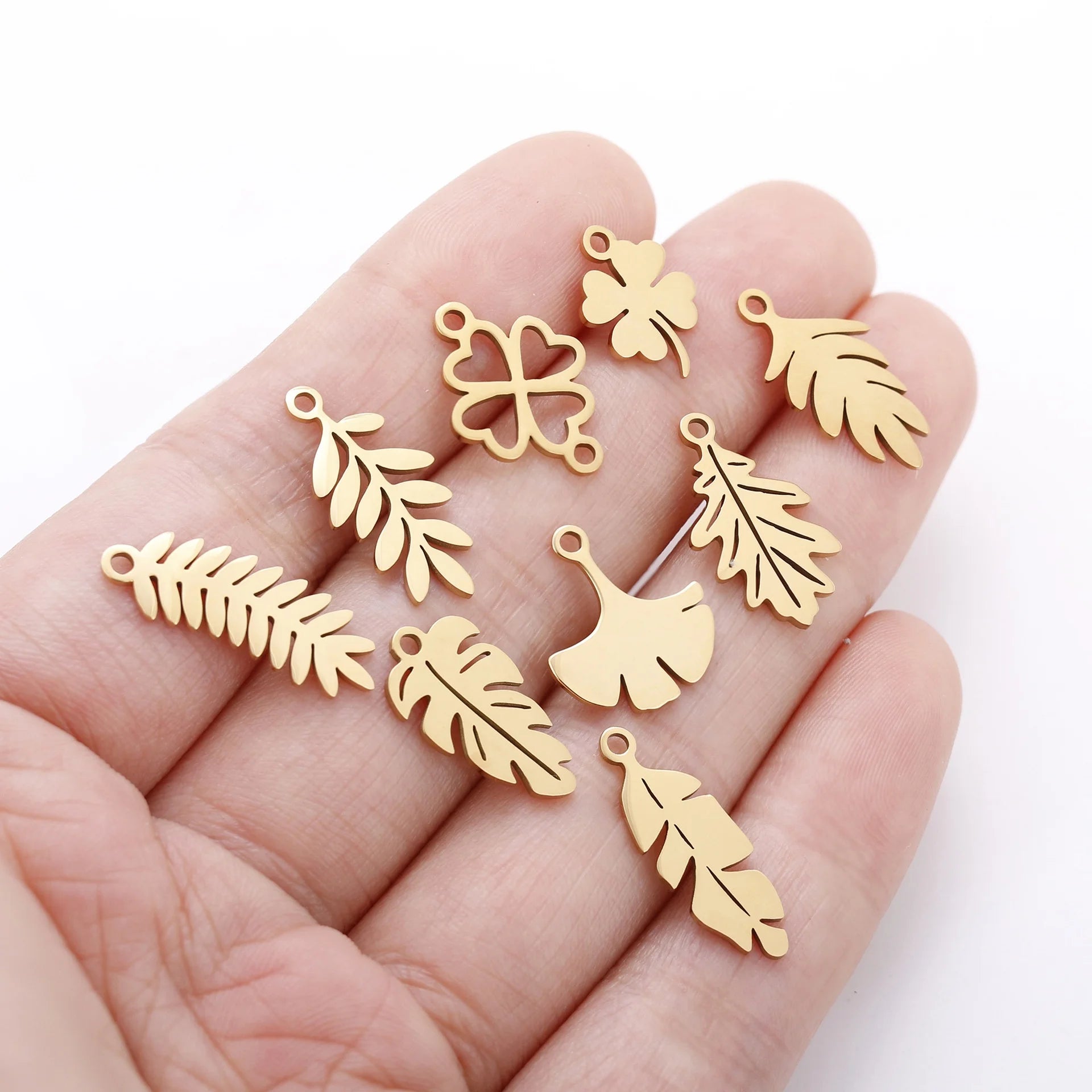 New Tree Leaf Pendant Stainless Steel Jewelry Hanging Pieces Hollow Hand Earrings and Leaves Wholesale DIY Materials