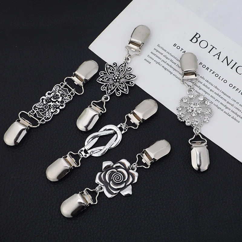 Fancy Collar Pin Wholesale Custom Vintage Silver Cardigan Collar Shirt Brooch Sweater Clip for Women